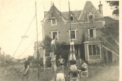 exercice-au-sol-devant-villa-saint-Nicolas